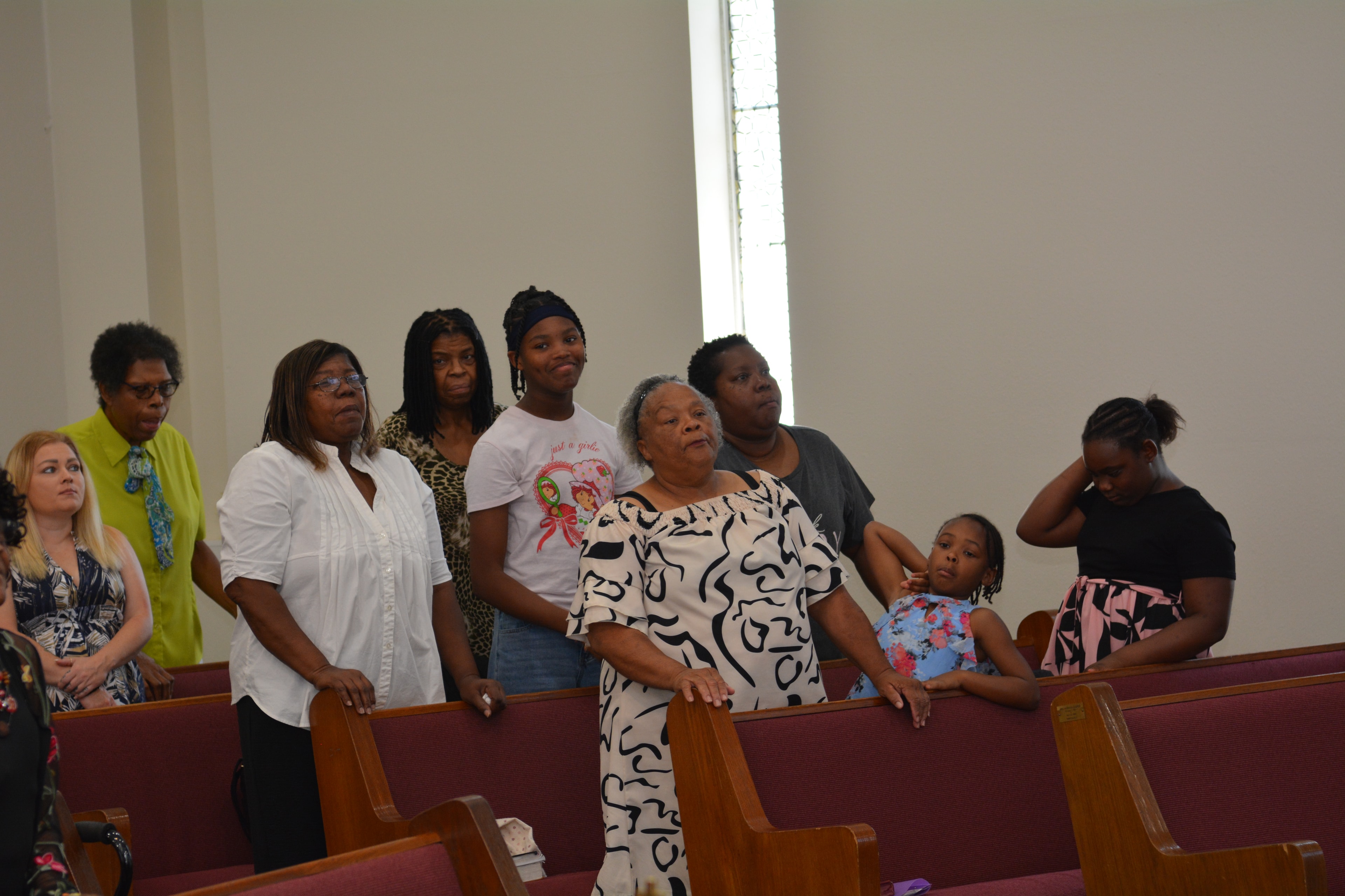 Sinclair Church of Christ congregation gathered in worship